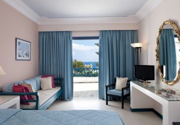 Veggera Santorini hotel TicketSeller