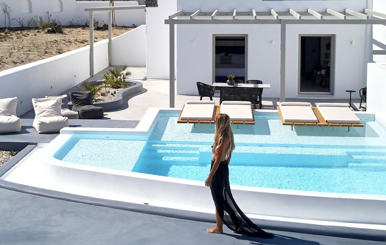 Phos the Boutique - Luxury Villas & Suites Santorini TicketSeller