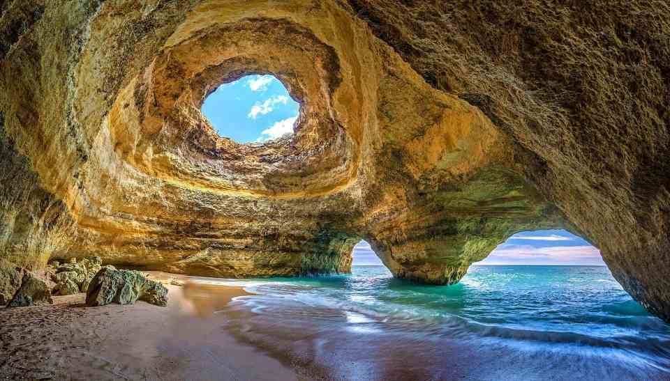 Best places to travel in September TicketSeller Τα Καλύτερα Μέρη Για Ταξίδια Τον Σεπτέμβριο