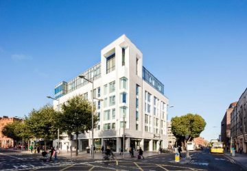 Hotels in Dublin Holiday Inn Express Dublin City Centre Ticketseller Ξενοδοχεία στο Δουβλίνο Διαμονή σε Holiday Inn Express στο κέντρο του Δουβλίνου