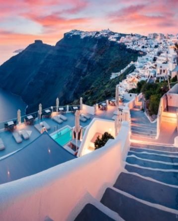 Destination Santorini Discover Hotels in Santorini Today with TicketSeller Προορισμός Σαντορίνη Ανακάλυψε ξενοδοχεία στη Σαντορίνη σήμερα με τη TicketSeller