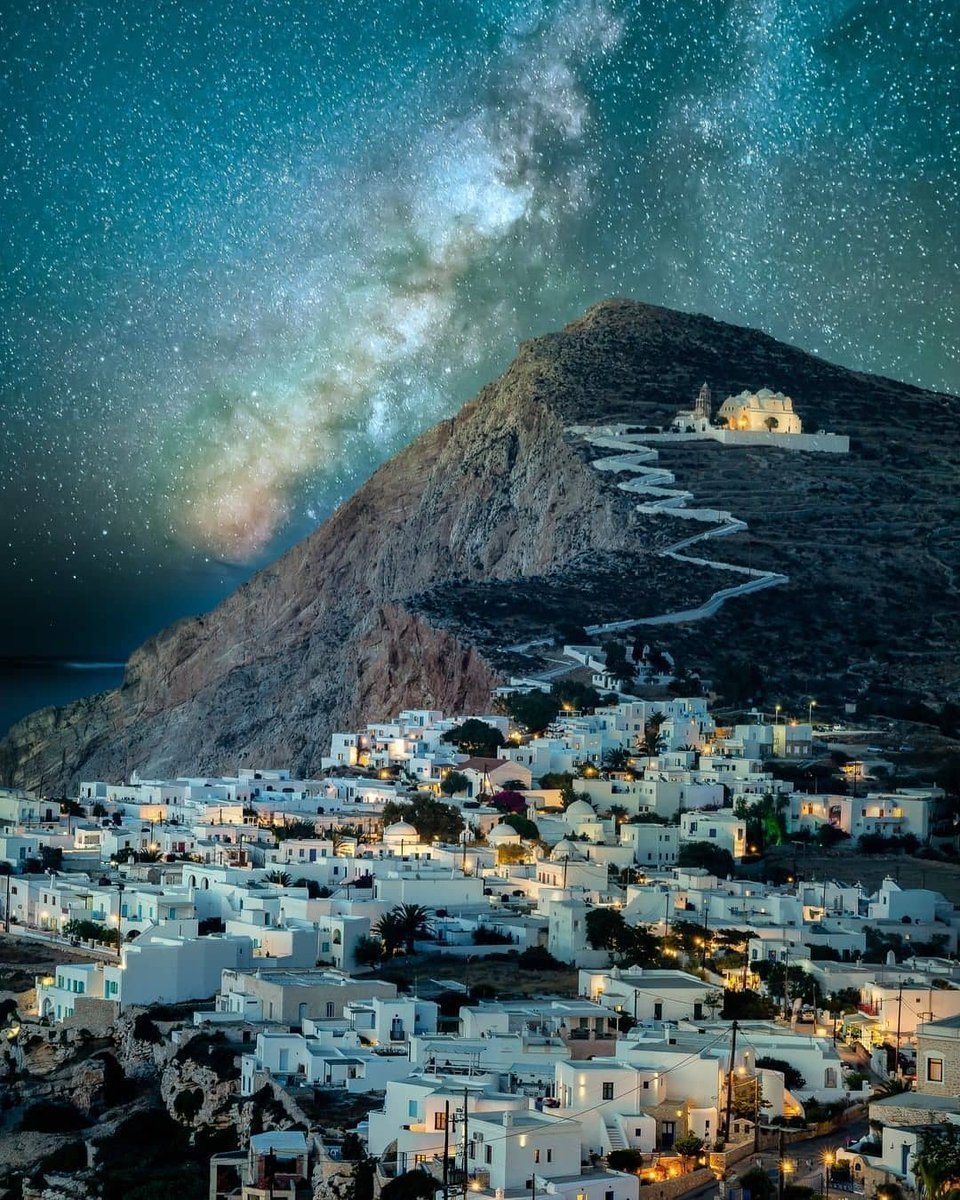 Destination Folegandros Discover Hotels in Folegandros TicketSeller Προορισμός Φολέγανδρος Ανακαλύψτε ξενοδοχεία στη Φολέγανδρο
