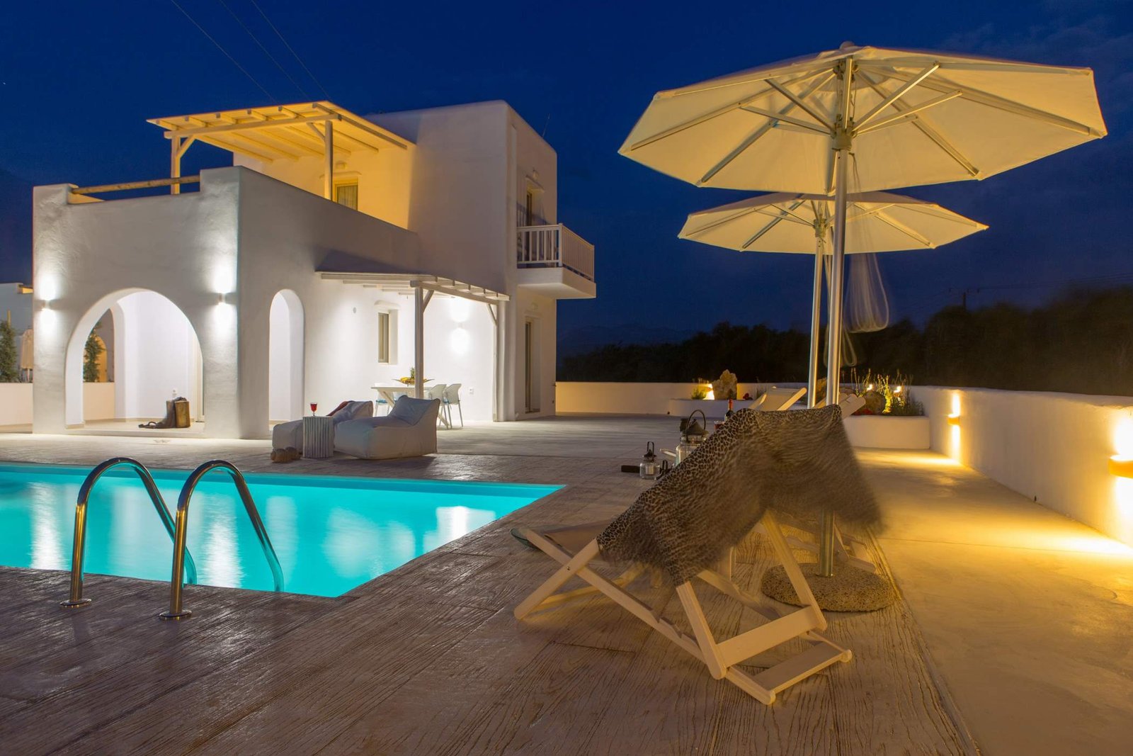 Naxian Lounge Villas TicketSeller book your holidays
