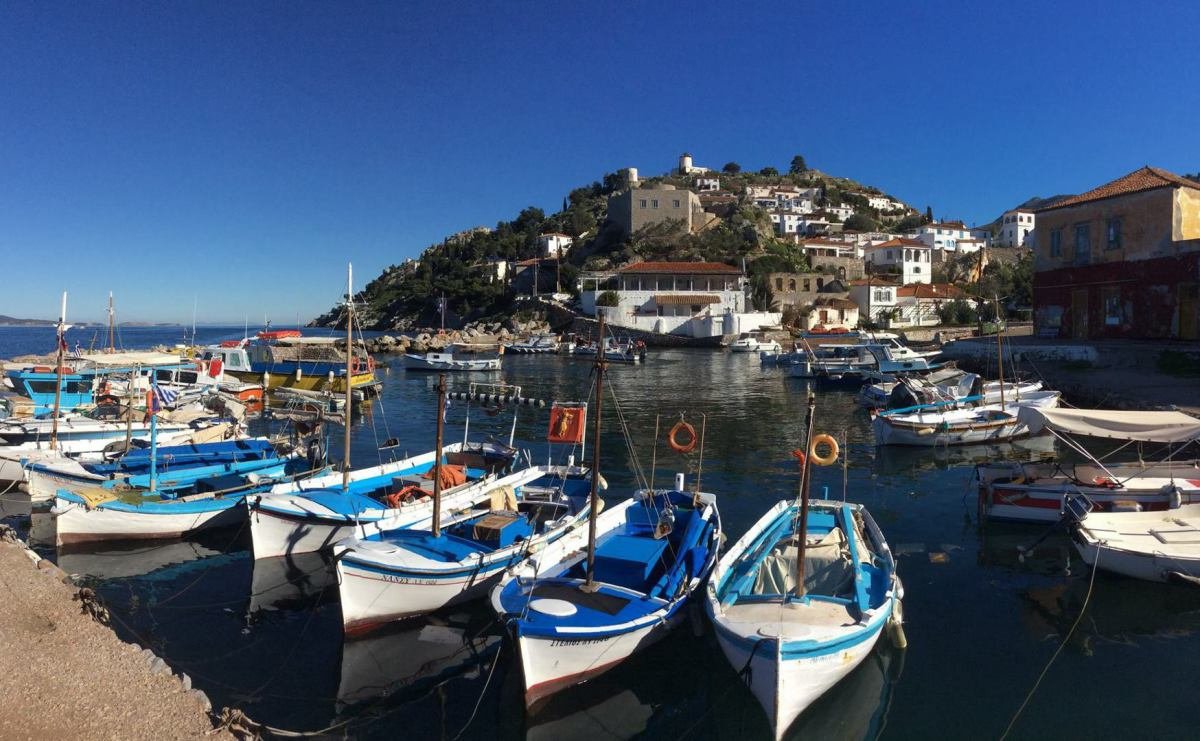 Hydra Private Alternative Experience – Traditional Boats & Hidden Gems (1-3 pax)
